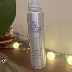 Monat glossy shine mist